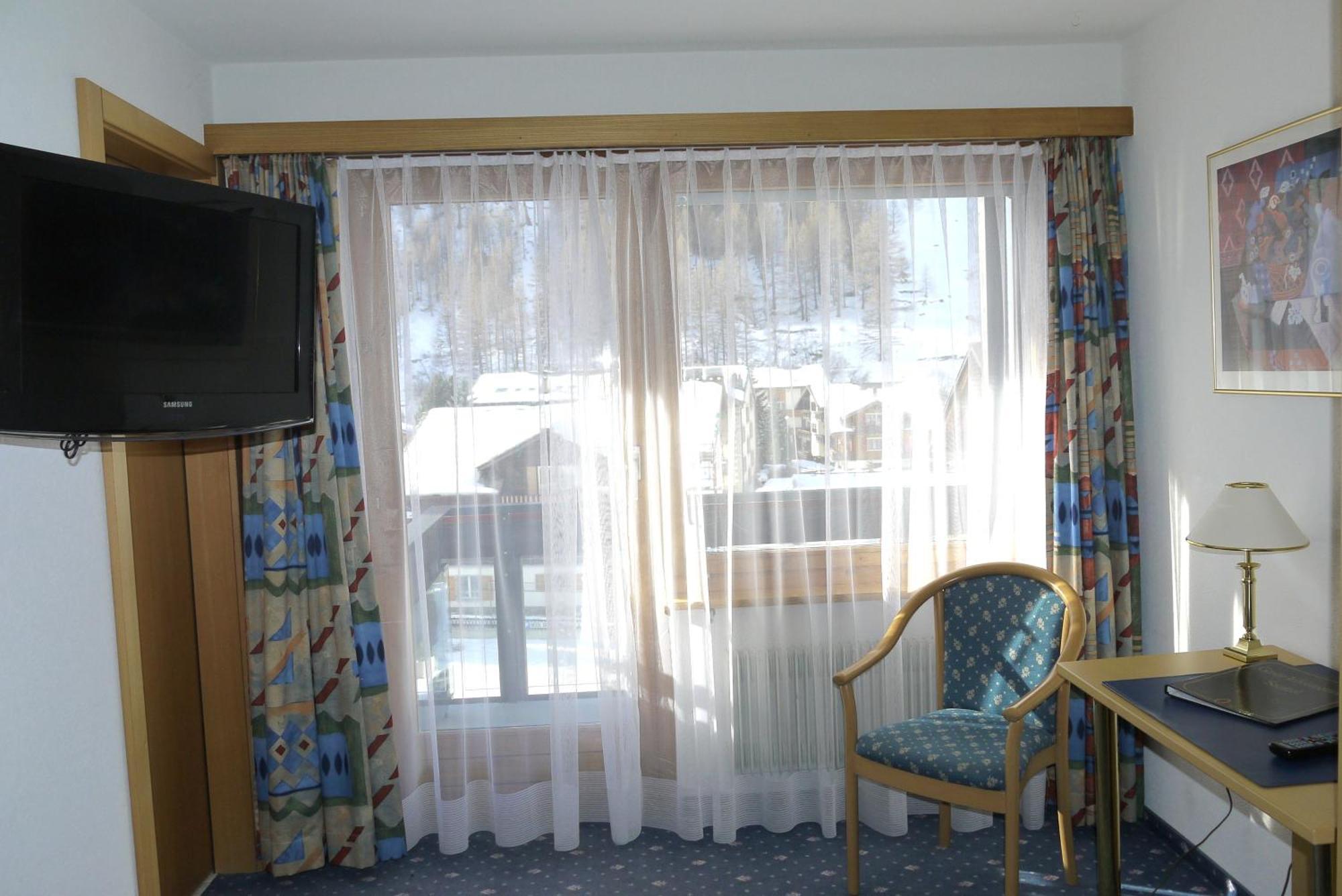 Hotel Alpenhof Saas-Almagell Phòng bức ảnh